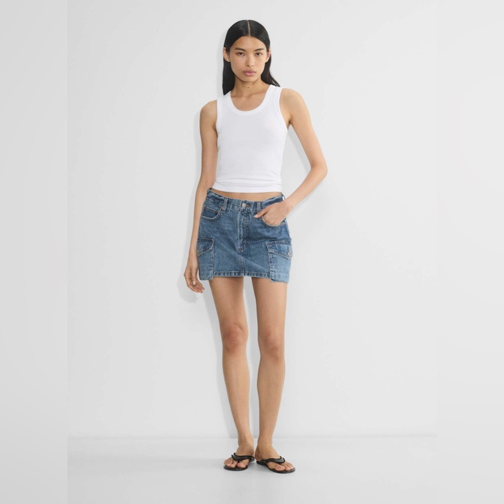 Aritzia Denim Forum The '90s Cargo Mini Denim Skirt Size 29